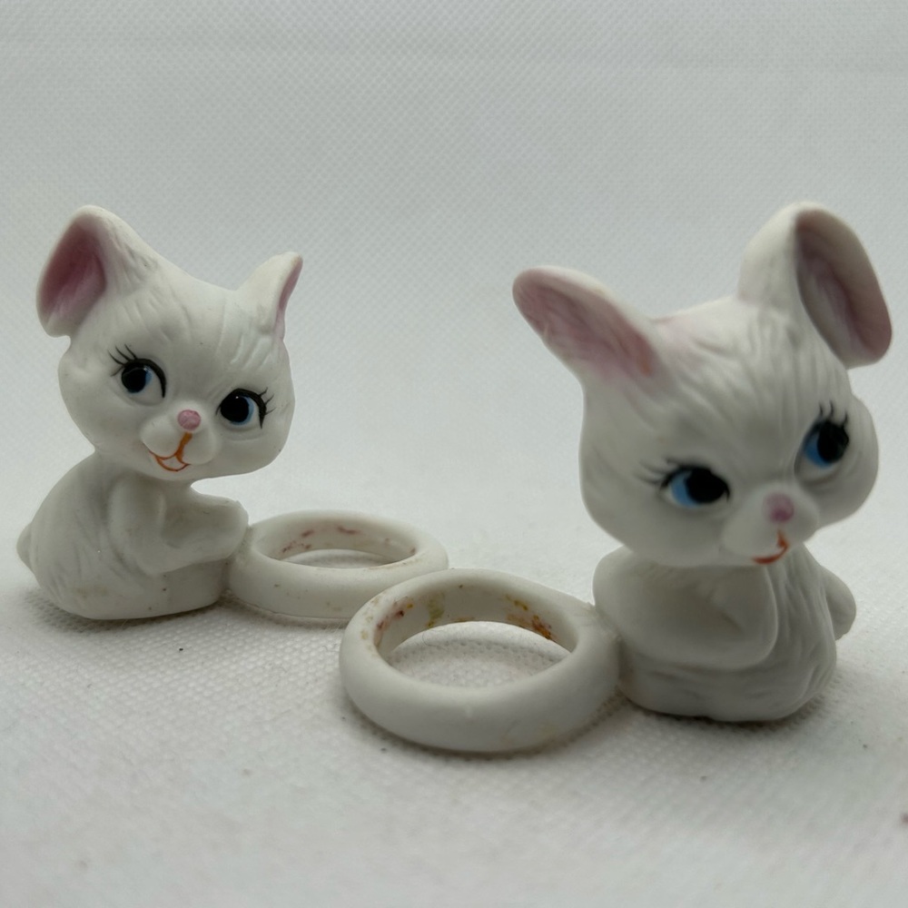 Vintage Candle Hugger Bunny Rings Easter White Pink Japan Carolina Design Lot 2